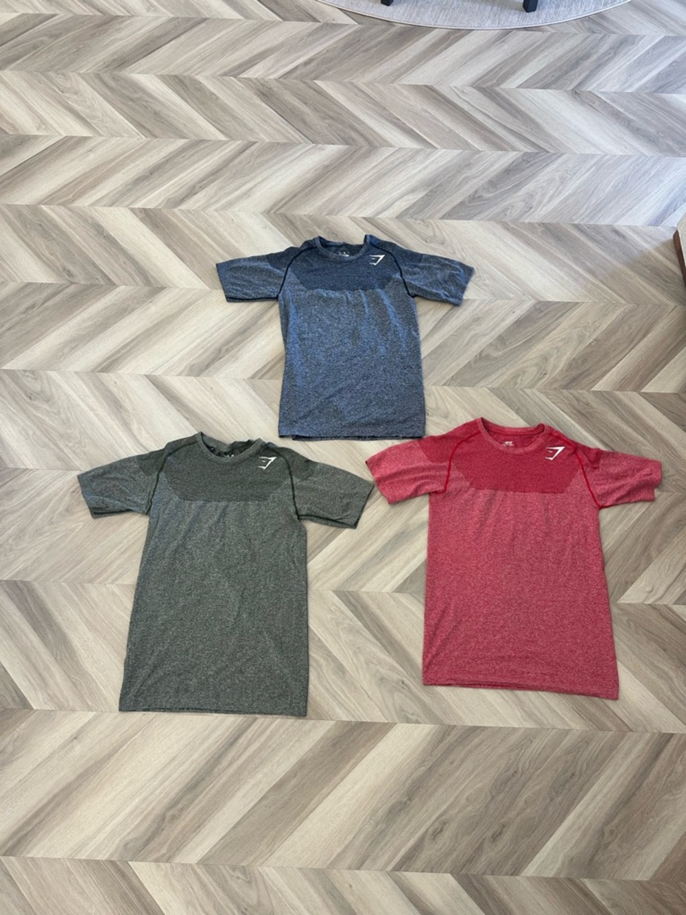 Bundle / Lot - Gymshark men’s shirts - size large